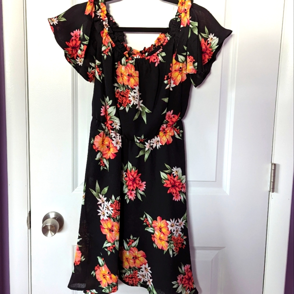 NWT Floral Dress